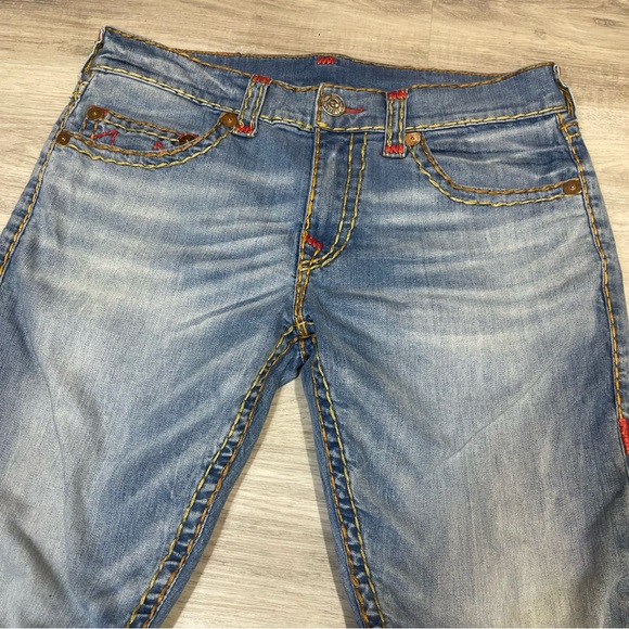 True Religion Light Wash 3 tone Rope Stitch Straight Jeans sz 34 - Picture 3 of 9